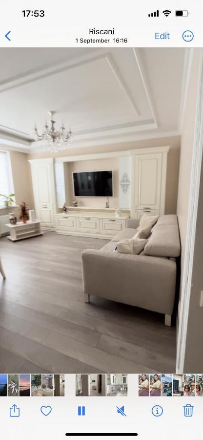 Apartament In The Center Of Chisinau Exterior photo